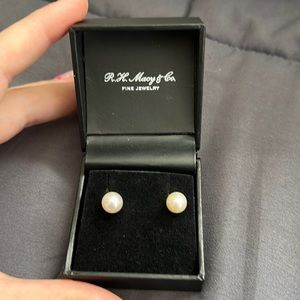 Pearl earrings